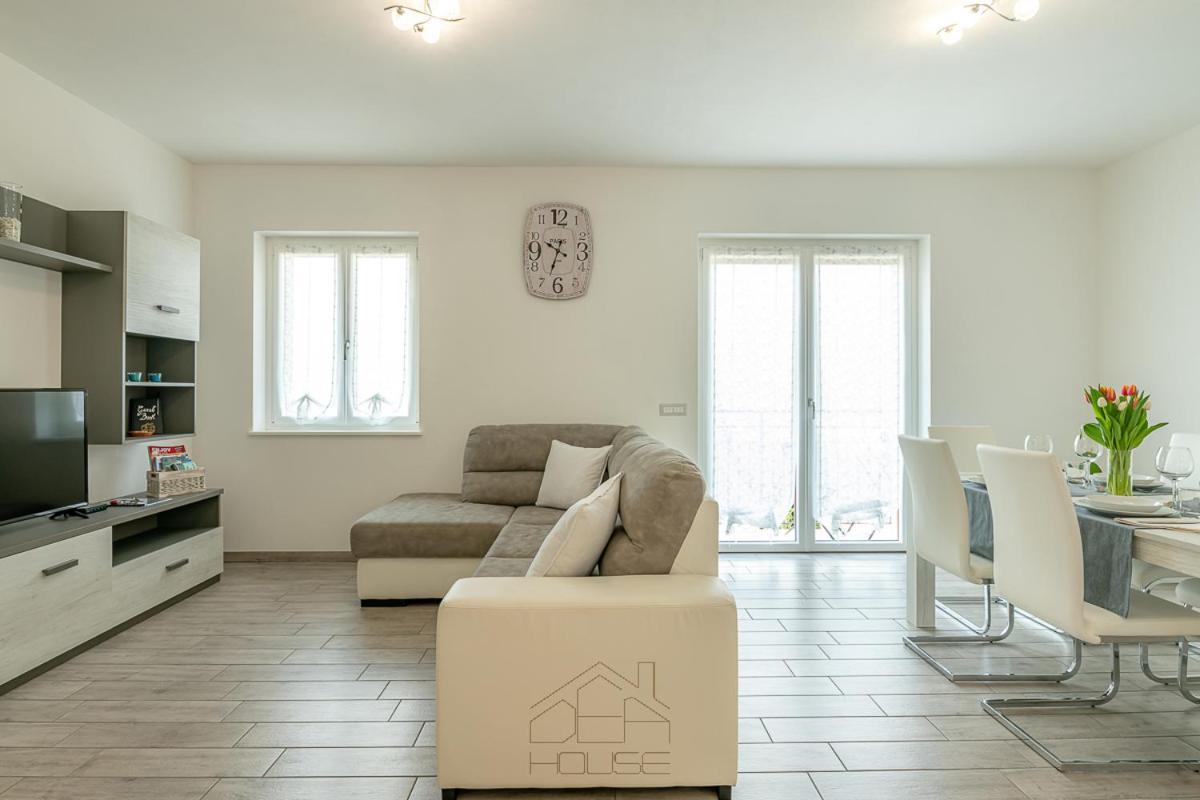 דירות נסו Dea House מראה חיצוני תמונה